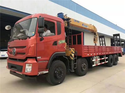 東風(fēng)前四后八隨車吊